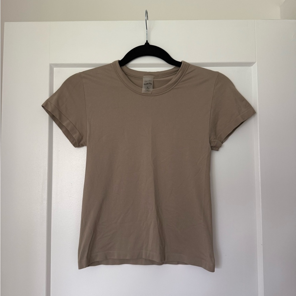 Sunday Best
Willow SinchSeamless T-Shirt